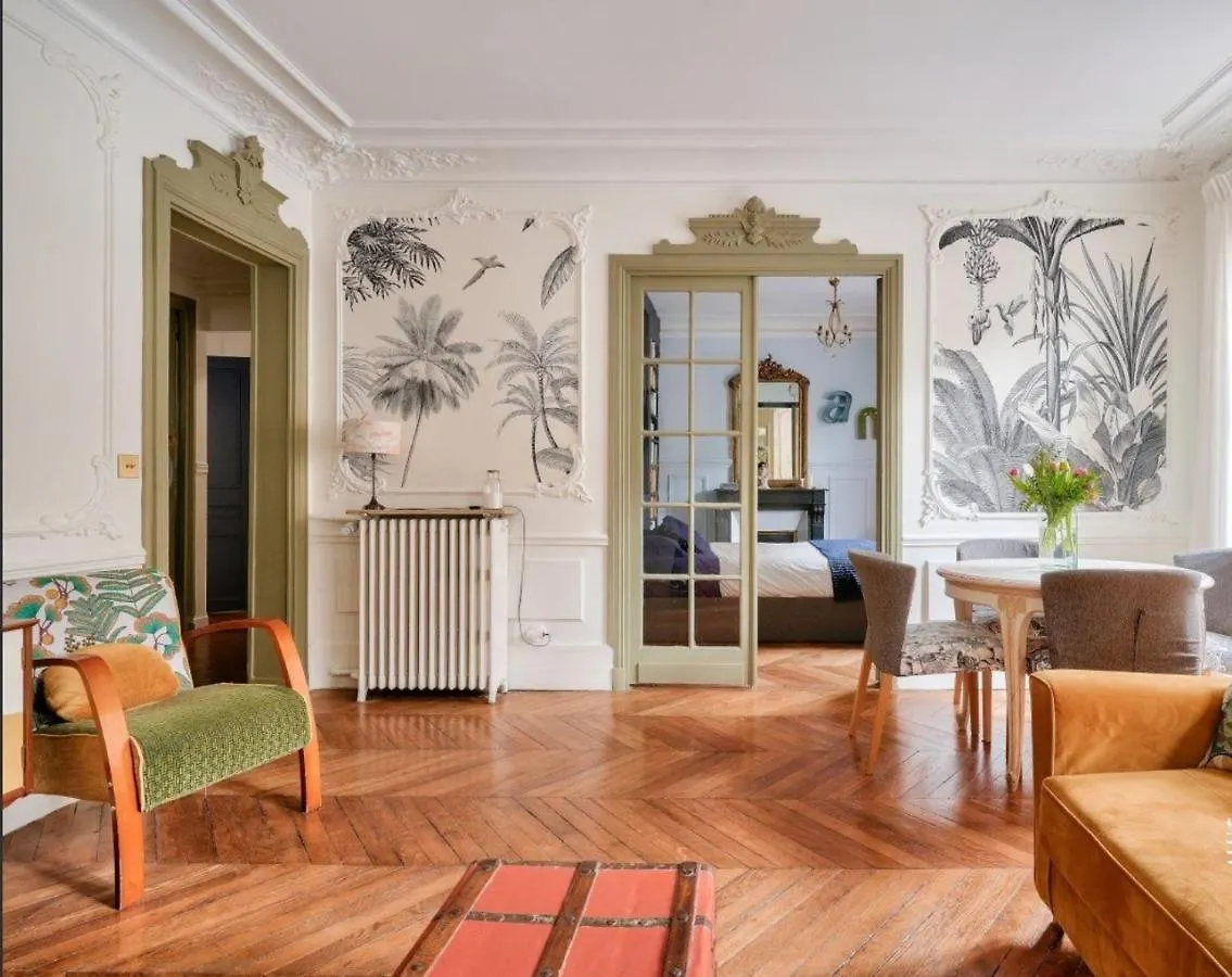 Haussmanien A Monceau باريس